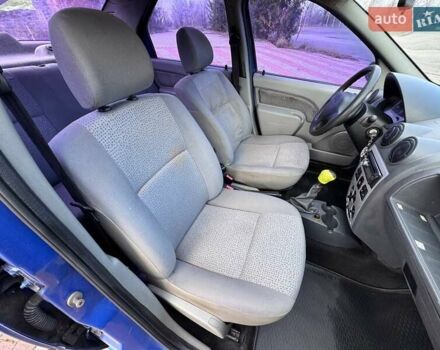 Синій Дачія Logan, об'ємом двигуна 1.6 л та пробігом 250 тис. км за 2200 $, фото 10 на Automoto.ua