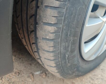 Синий Дачия Логан, объемом двигателя 1.4 л и пробегом 106 тыс. км за 3500 $, фото 2 на Automoto.ua