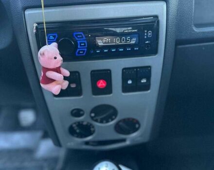 Синий Дачия Логан, объемом двигателя 1.4 л и пробегом 220 тыс. км за 2800 $, фото 6 на Automoto.ua