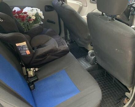 Синій Дачія Logan, об'ємом двигуна 1.6 л та пробігом 361 тис. км за 2500 $, фото 4 на Automoto.ua