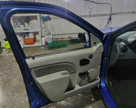 Синий Дачия Логан, объемом двигателя 1.39 л и пробегом 275 тыс. км за 2000 $, фото 8 на Automoto.ua