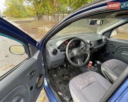 Синій Дачія Logan, об'ємом двигуна 1.4 л та пробігом 250 тис. км за 2700 $, фото 6 на Automoto.ua