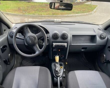 Дачія Logan 2007 у Умани на Automoto.ua Синій Дачія Logan, об'ємом двигуна 1.4 л та пробігом 250 тис. км за 2850 $, фото 8 на Automoto.ua