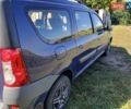 Синий Дачия Логан, объемом двигателя 1.6 л и пробегом 180 тыс. км за 4900 $, фото 1 на Automoto.ua
