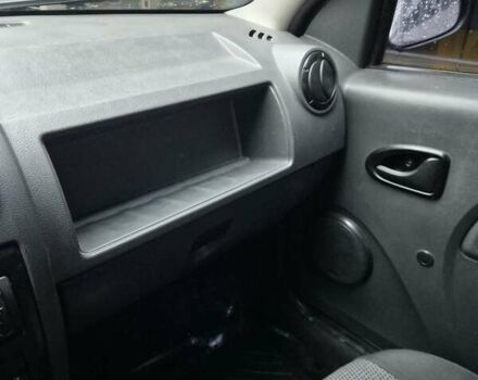 Синий Дачия Логан, объемом двигателя 1.4 л и пробегом 259 тыс. км за 2300 $, фото 8 на Automoto.ua