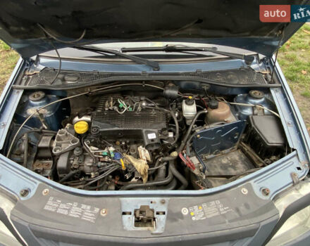 Синий Дачия Логан, объемом двигателя 1.5 л и пробегом 350 тыс. км за 1200 $, фото 5 на Automoto.ua