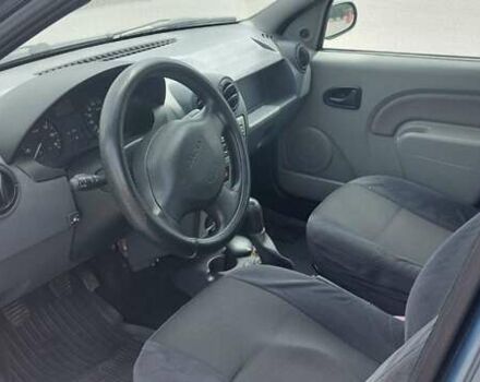 Синий Дачия Логан, объемом двигателя 1.39 л и пробегом 178 тыс. км за 4100 $, фото 4 на Automoto.ua