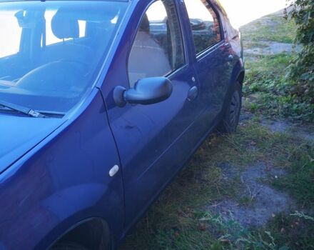 Синий Дачия Логан, объемом двигателя 1.4 л и пробегом 480 тыс. км за 2200 $, фото 2 на Automoto.ua