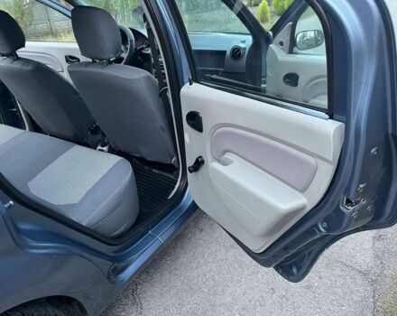 Синій Дачія Logan, об'ємом двигуна 1.6 л та пробігом 167 тис. км за 4100 $, фото 3 на Automoto.ua