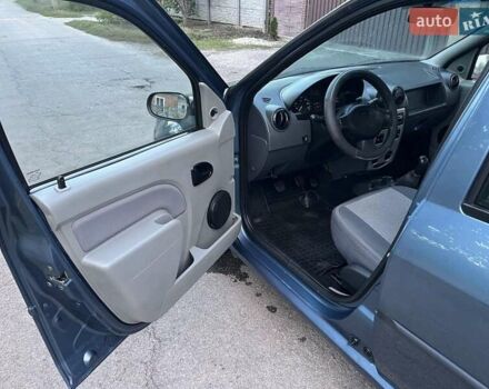 Синий Дачия Логан, объемом двигателя 1.6 л и пробегом 167 тыс. км за 3800 $, фото 10 на Automoto.ua