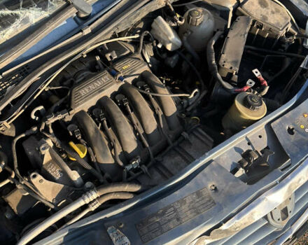 Синий Дачия Логан, объемом двигателя 1.6 л и пробегом 160 тыс. км за 1650 $, фото 9 на Automoto.ua