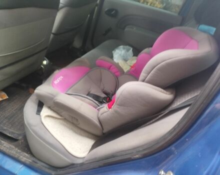 Синій Дачія Logan, об'ємом двигуна 1.4 л та пробігом 282 тис. км за 2950 $, фото 7 на Automoto.ua