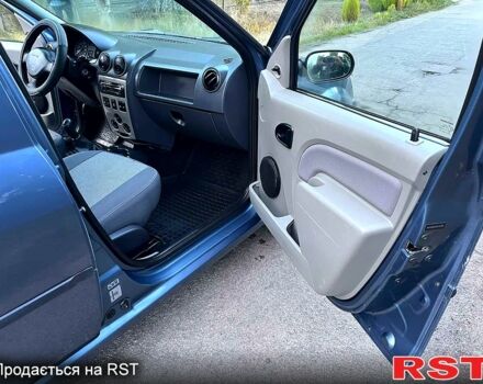 Синий Дачия Логан, объемом двигателя 1.6 л и пробегом 167 тыс. км за 3800 $, фото 5 на Automoto.ua