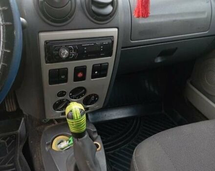 Синий Дачия Логан, объемом двигателя 1.6 л и пробегом 247 тыс. км за 5200 $, фото 2 на Automoto.ua