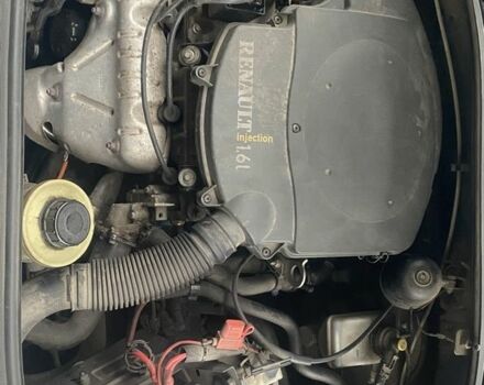 Синій Дачія Logan, об'ємом двигуна 1.6 л та пробігом 192 тис. км за 3300 $, фото 5 на Automoto.ua