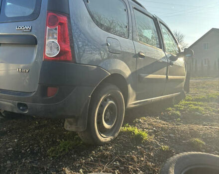 Синий Дачия Логан, объемом двигателя 1.6 л и пробегом 160 тыс. км за 1650 $, фото 4 на Automoto.ua