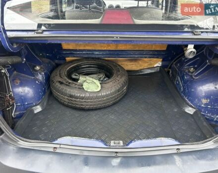 Синій Дачія Logan, об'ємом двигуна 1.4 л та пробігом 300 тис. км за 1600 $, фото 10 на Automoto.ua