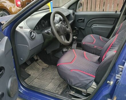 Синій Дачія Logan, об'ємом двигуна 1.4 л та пробігом 340 тис. км за 2200 $, фото 5 на Automoto.ua