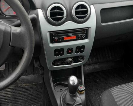 Синій Дачія Logan, об'ємом двигуна 1.4 л та пробігом 68 тис. км за 3200 $, фото 7 на Automoto.ua