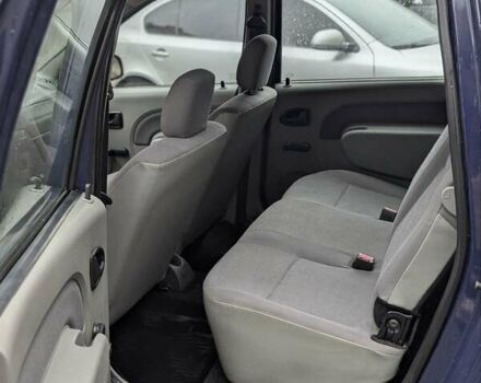 Синій Дачія Logan, об'ємом двигуна 1.4 л та пробігом 270 тис. км за 3250 $, фото 12 на Automoto.ua