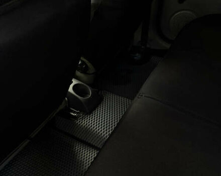 Синий Дачия Логан, объемом двигателя 1.6 л и пробегом 195 тыс. км за 5600 $, фото 29 на Automoto.ua