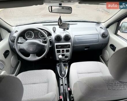 Синий Дачия Логан, объемом двигателя 1.6 л и пробегом 183 тыс. км за 5650 $, фото 2 на Automoto.ua