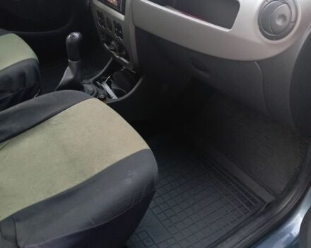 Синий Дачия Логан, объемом двигателя 1.4 л и пробегом 100 тыс. км за 4556 $, фото 4 на Automoto.ua