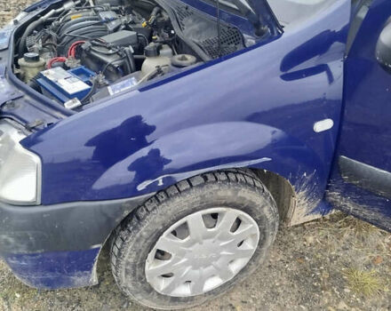 Синій Дачія Logan, об'ємом двигуна 1.6 л та пробігом 246 тис. км за 4300 $, фото 4 на Automoto.ua