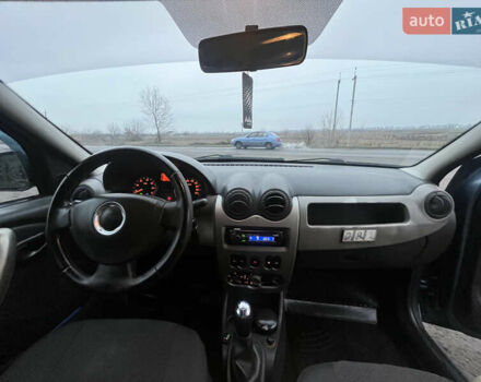 Синий Дачия Логан, объемом двигателя 1.4 л и пробегом 198 тыс. км за 3599 $, фото 7 на Automoto.ua