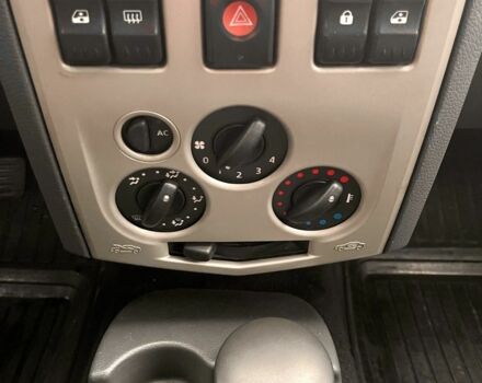 Синий Дачия Логан, объемом двигателя 1.4 л и пробегом 225 тыс. км за 4400 $, фото 12 на Automoto.ua