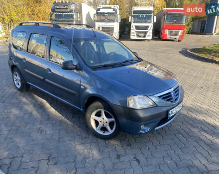 Синий Дачия Логан, объемом двигателя 1.6 л и пробегом 272 тыс. км за 4200 $, фото 3 на Automoto.ua