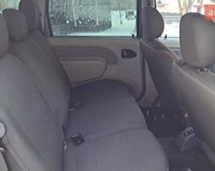 Синий Дачия Логан, объемом двигателя 1.6 л и пробегом 233 тыс. км за 4850 $, фото 50 на Automoto.ua