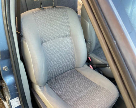 Синий Дачия Логан, объемом двигателя 1.6 л и пробегом 272 тыс. км за 4200 $, фото 8 на Automoto.ua