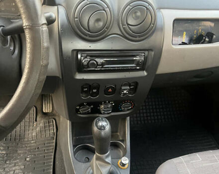 Синий Дачия Логан, объемом двигателя 1.39 л и пробегом 116 тыс. км за 3850 $, фото 8 на Automoto.ua