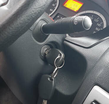 Синій Дачія Logan, об'ємом двигуна 1.6 л та пробігом 245 тис. км за 5650 $, фото 54 на Automoto.ua