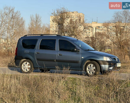 Синий Дачия Логан, объемом двигателя 1.6 л и пробегом 186 тыс. км за 5500 $, фото 3 на Automoto.ua