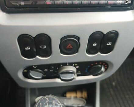 Синий Дачия Логан, объемом двигателя 1.4 л и пробегом 178 тыс. км за 5500 $, фото 8 на Automoto.ua