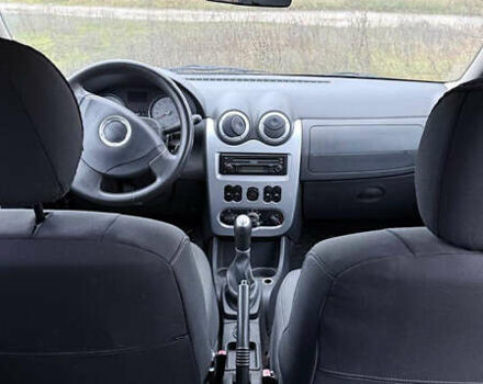 Синій Дачія Logan, об'ємом двигуна 1.46 л та пробігом 212 тис. км за 6000 $, фото 9 на Automoto.ua