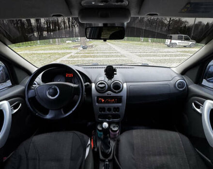 Синий Дачия Логан, объемом двигателя 1.6 л и пробегом 227 тыс. км за 4600 $, фото 11 на Automoto.ua