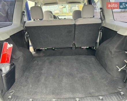 Дачія Logan 2009 у Рівному на Automoto.ua Синій Дачія Logan, об'ємом двигуна 0 л та пробігом 173 тис. км за 5490 $, фото 30 на Automoto.ua