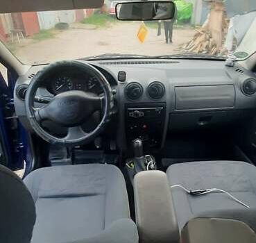 Синий Дачия Логан, объемом двигателя 1.39 л и пробегом 256 тыс. км за 3900 $, фото 7 на Automoto.ua