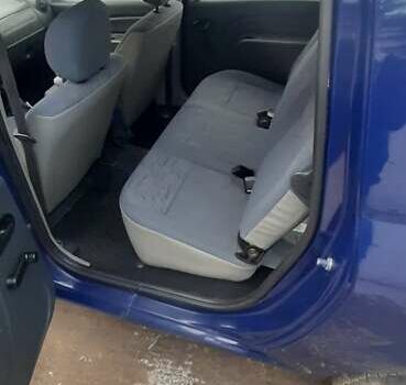 Синий Дачия Логан, объемом двигателя 1.39 л и пробегом 256 тыс. км за 3900 $, фото 5 на Automoto.ua