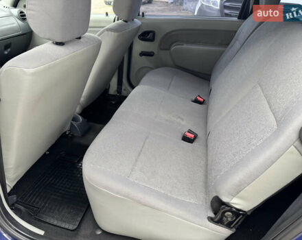 Дачія Logan 2009 у Рівному на Automoto.ua Синій Дачія Logan, об'ємом двигуна 0 л та пробігом 173 тис. км за 5490 $, фото 23 на Automoto.ua