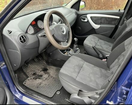 Синий Дачия Логан, объемом двигателя 1.4 л и пробегом 178 тыс. км за 5500 $, фото 7 на Automoto.ua