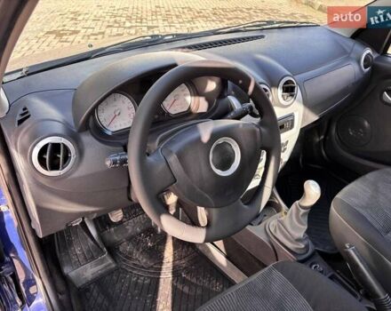 Синій Дачія Logan, об'ємом двигуна 1.6 л та пробігом 189 тис. км за 6500 $, фото 16 на Automoto.ua