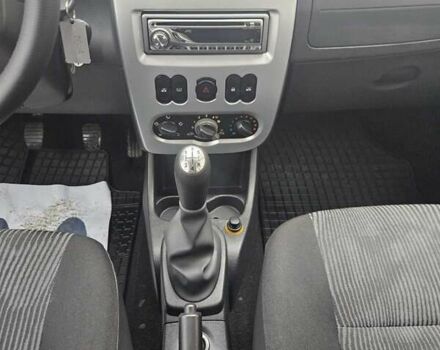 Синій Дачія Logan, об'ємом двигуна 1.6 л та пробігом 192 тис. км за 5750 $, фото 35 на Automoto.ua