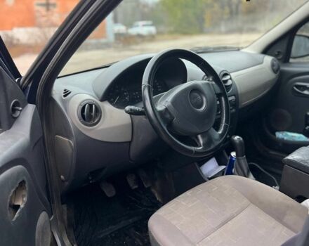 Синий Дачия Логан, объемом двигателя 1.1 л и пробегом 190 тыс. км за 4300 $, фото 3 на Automoto.ua