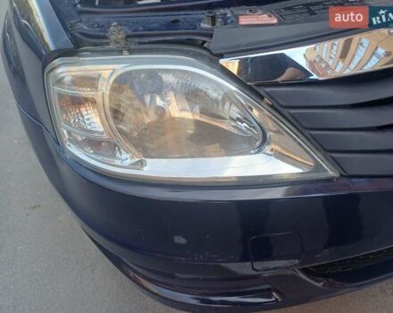 Синій Дачія Logan, об'ємом двигуна 1.6 л та пробігом 197 тис. км за 5200 $, фото 5 на Automoto.ua