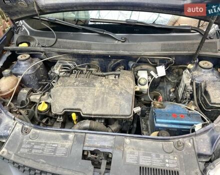 Синій Дачія Logan, об'ємом двигуна 1.15 л та пробігом 139 тис. км за 6500 $, фото 6 на Automoto.ua