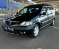 Синий Дачия Логан, объемом двигателя 0 л и пробегом 194 тыс. км за 5000 $, фото 1 на Automoto.ua